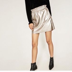 🤍💞🤍ZARA Knit Faux Leather Silver Metallic Skirt